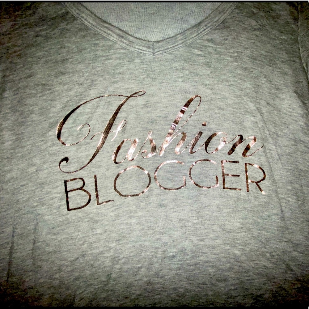 Nice 😊 Moa Moa Fashion Blogger blouse